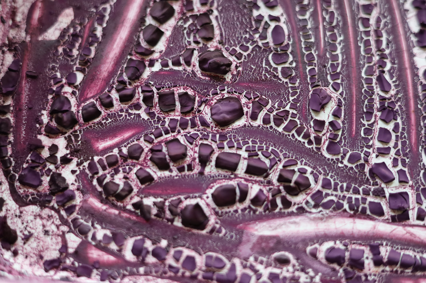 Purple Lac Lake Pigment