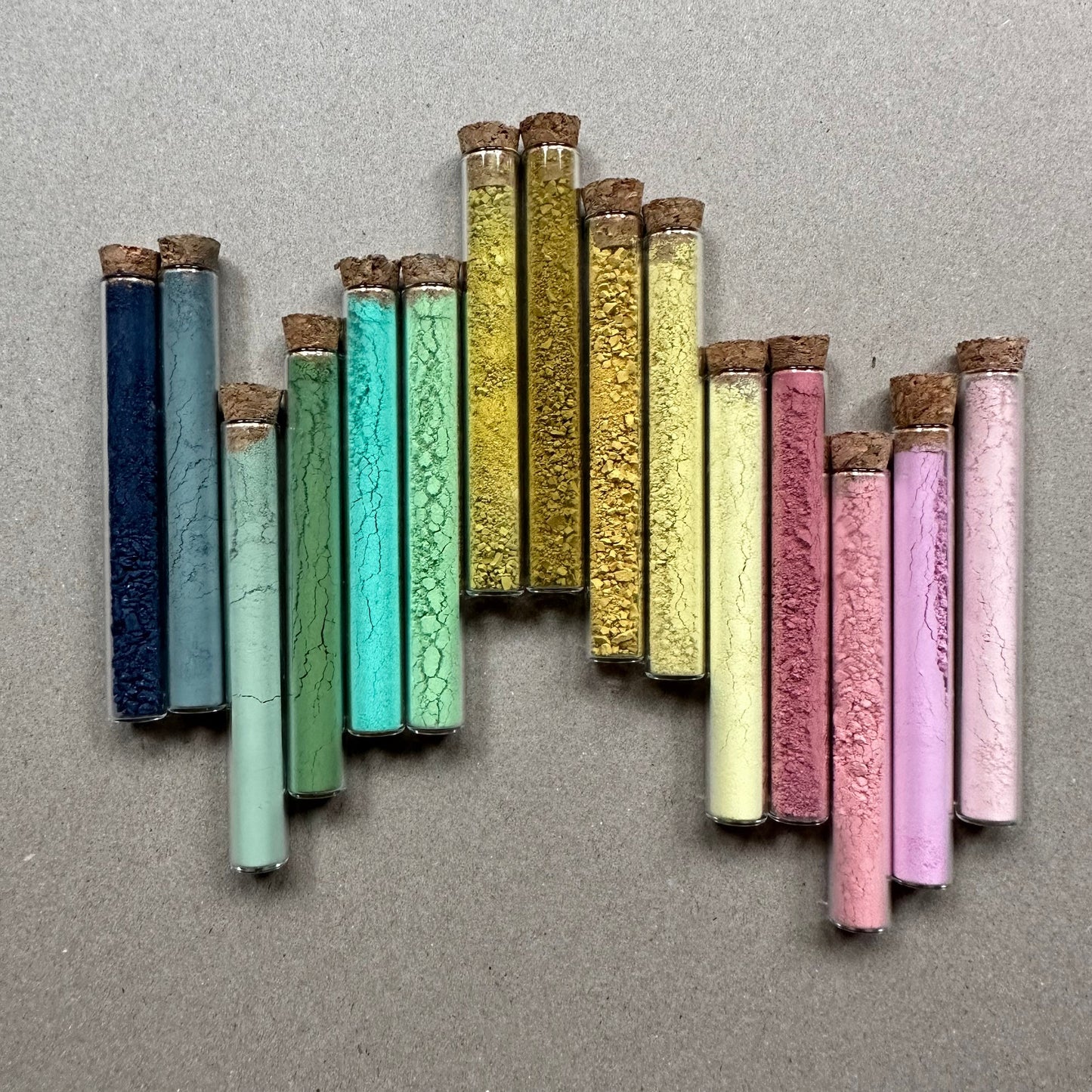 Lake Pigment Set